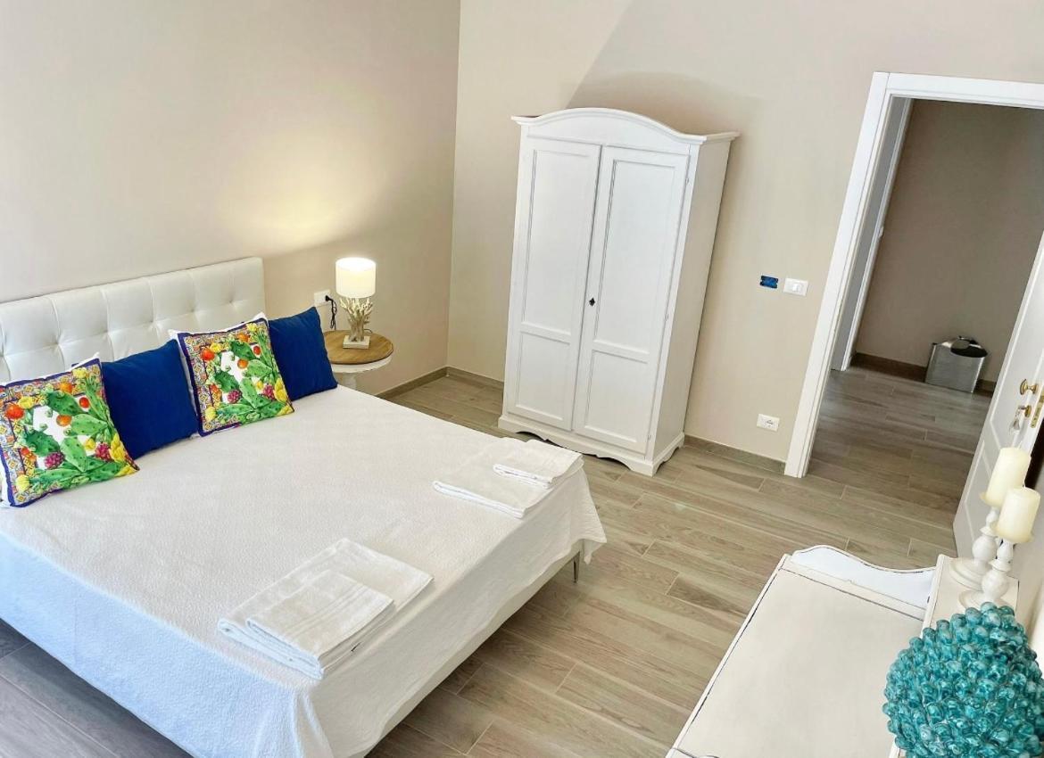 Hotel Domus Federiciana Castellammare del Golfo Exterior foto